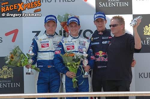 Het podium blijft hetzelfde in race twee